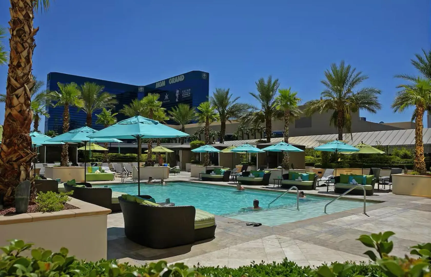 Las Vegas Penthouse With Strip Views - Sleeps 6 - Walk Out Balcony 公寓式酒店 拉斯维加斯