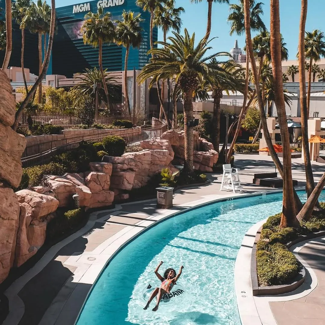 Las Vegas Penthouse With Strip Views - Sleeps 6 - Walk Out Balcony الولايات المتحدة الأمريكية