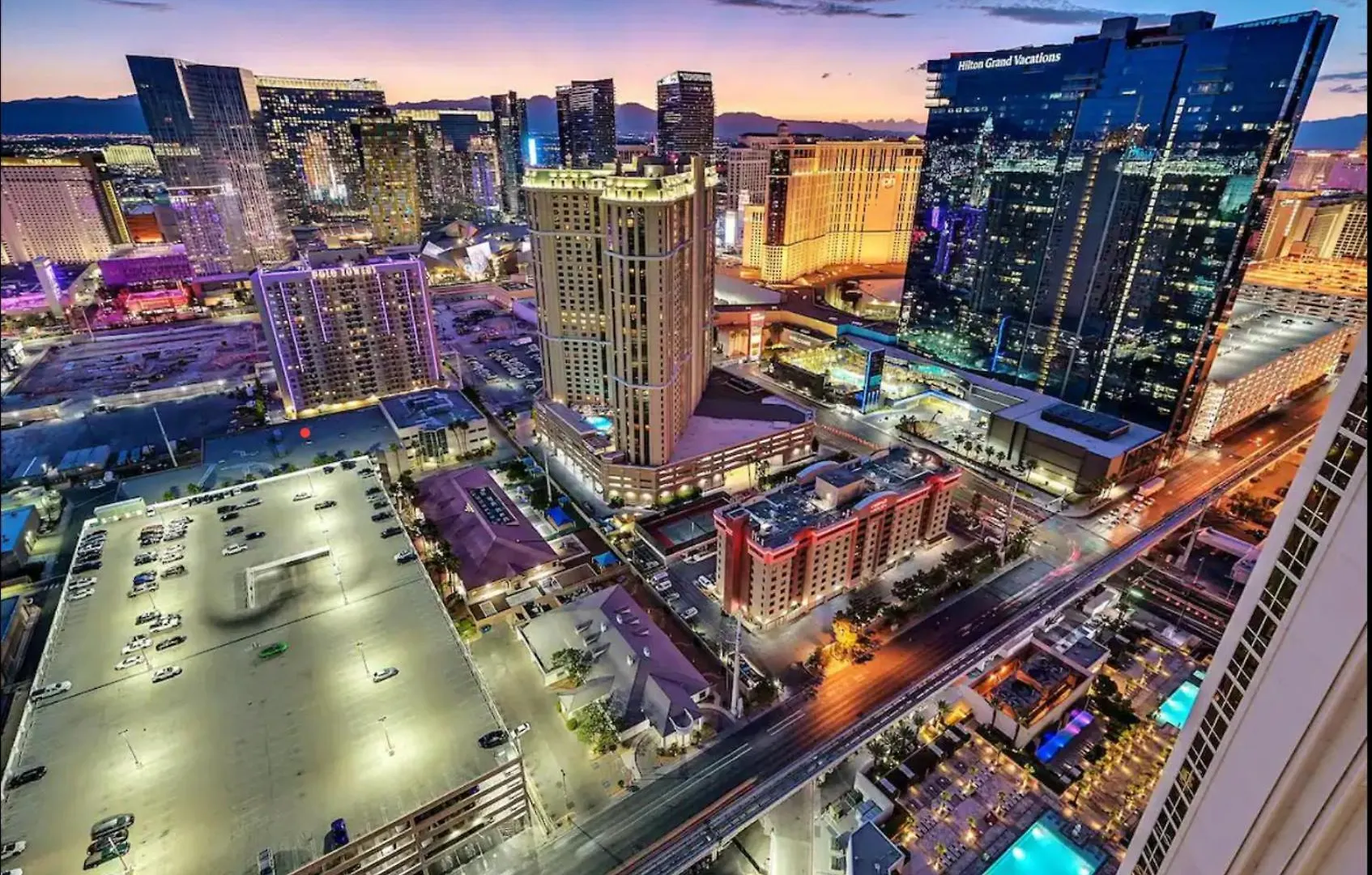 Las Vegas Penthouse With Strip Views - Sleeps 6 - Walk Out Balcony